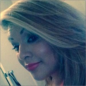 Meet your Posher, Iris